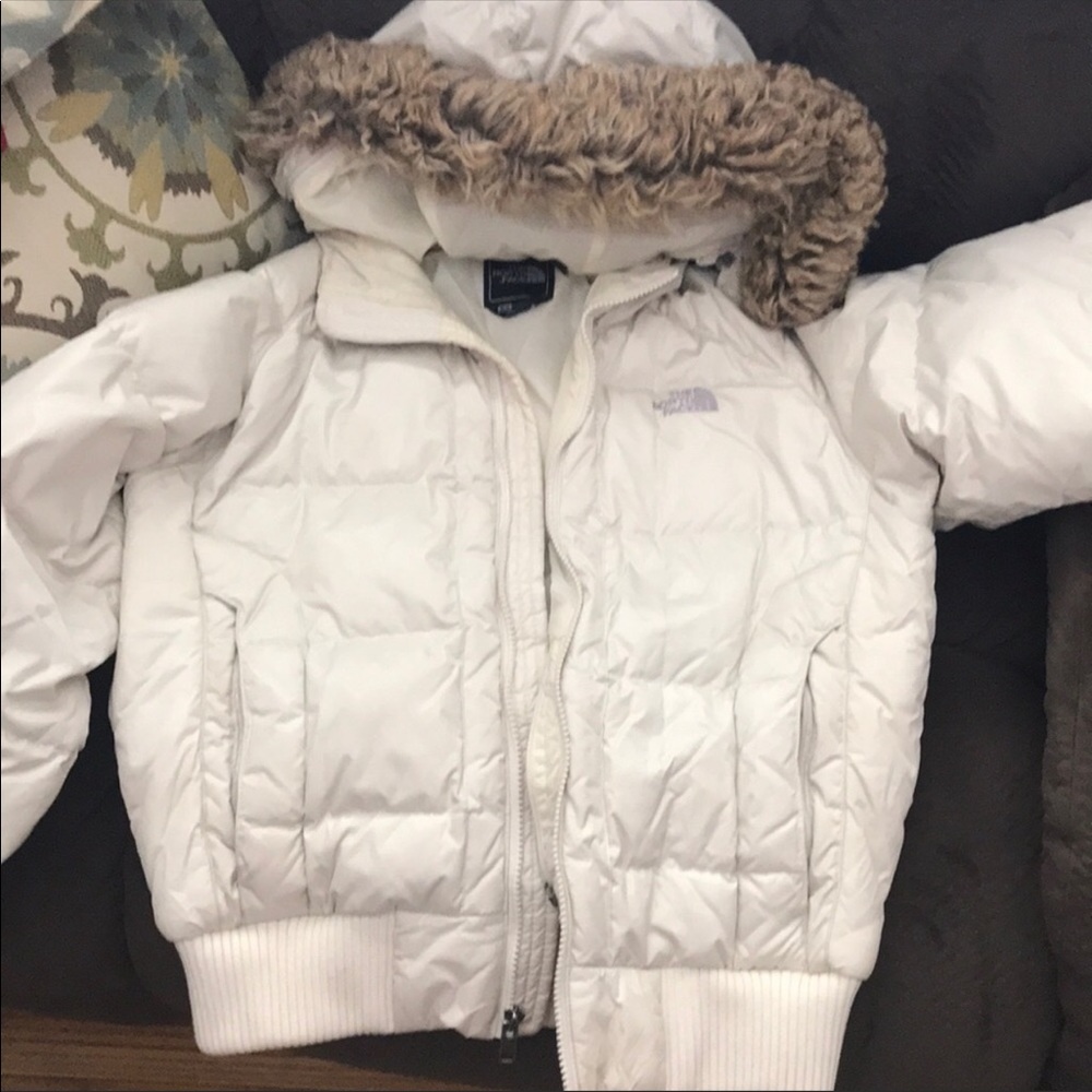 NorthFace women’s medium puffy jacket with fur